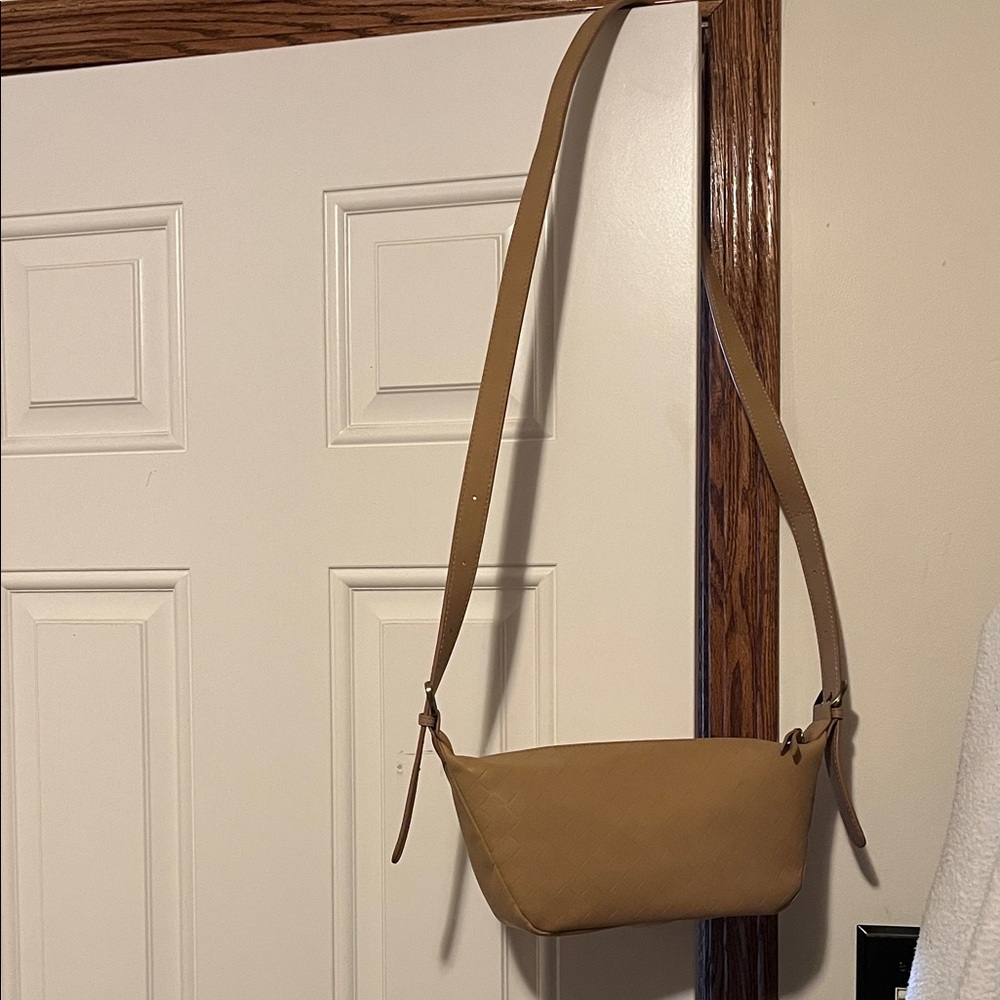 No Boundaries Tan Crossbody Bag